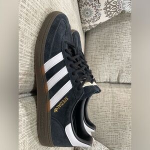 Adidas Spezial men’s size 9